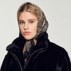 Budget ???? Sandro Printed Silk Twill Scarf Camel ✨